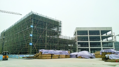 沧州北航科技园16栋楼宇中，9座已完成封顶